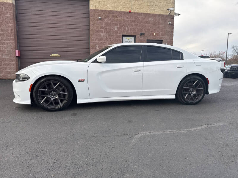 2019 Dodge Charger R/T's photo