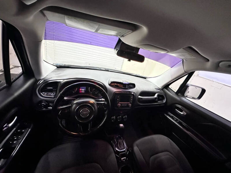 2017 Jeep Renegade Altitude