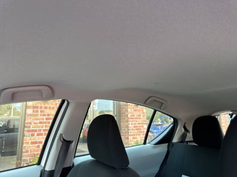 2012 Toyota Prius c Two