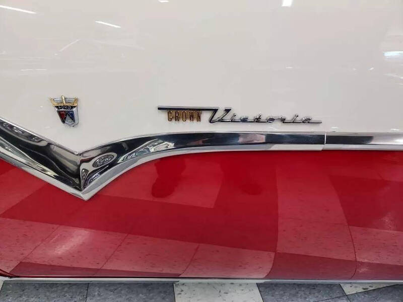 1955 Ford Crown Victoria