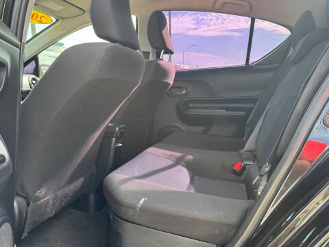 2016 Toyota Prius c