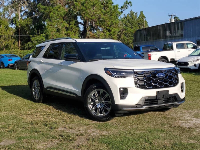 2025 Ford Explorer Platinum