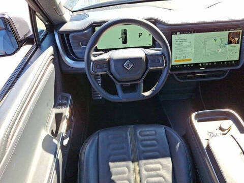 2023 Rivian R1S Adventure