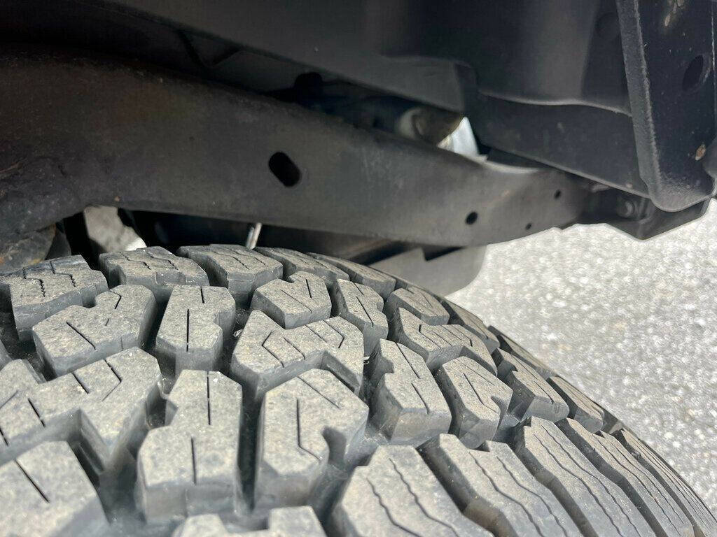 2004 Jeep Wrangler 20