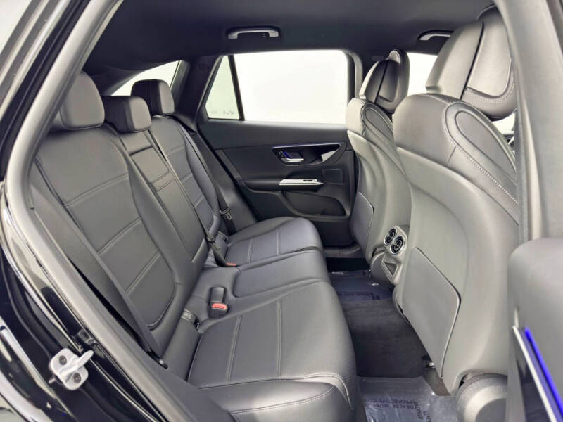 2025 Mercedes-Benz GLC GLC 300