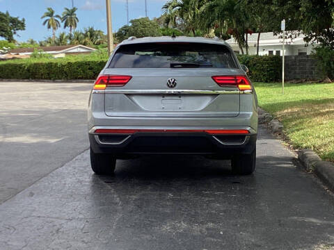 2022 Volkswagen Atlas Cross Sport SE