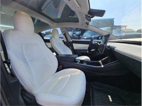 2018 Tesla Model 3 Performance