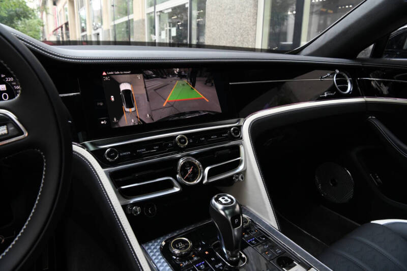 2025 Bentley Flying Spur Speed