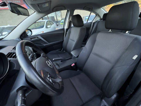 2012 Mazda MAZDA3 i Touring