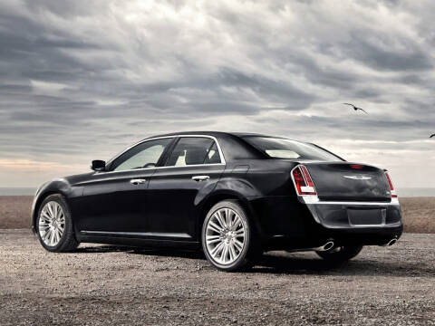 2014 Chrysler 300 for sale at Sundance Chevrolet in Grand Ledge MI