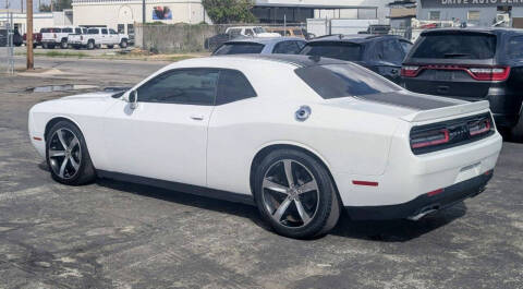 2015 Dodge Challenger R/T Plus Shaker