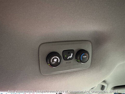 2012 Toyota Sienna LE 8-Passenger