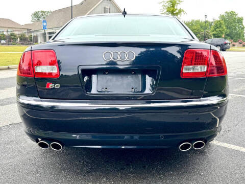 2007 Audi S8 quattro