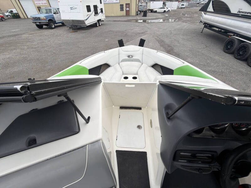 2003 Centurion Storm