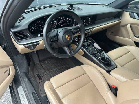 2022 Porsche 911 Carrera 4