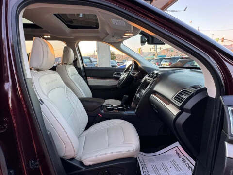 2019 Ford Explorer Platinum