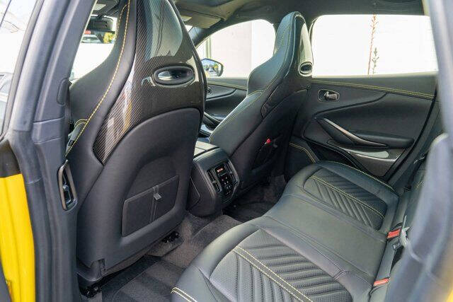 2023 Aston Martin DBX 707