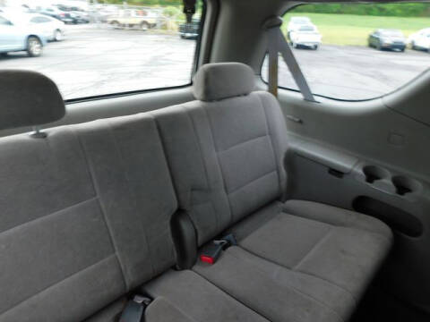 2002 Toyota Sequoia SR5