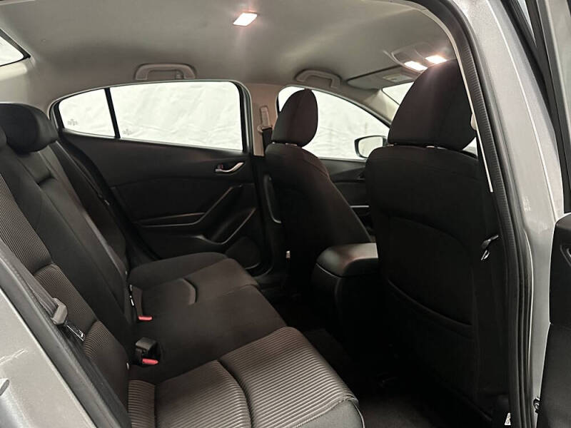 2014 Mazda MAZDA3 i Touring