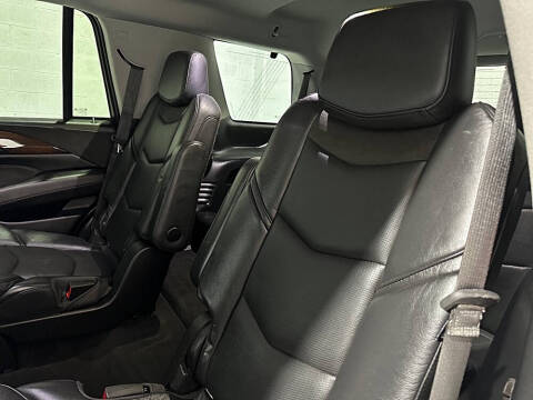 2020 Cadillac Escalade Luxury