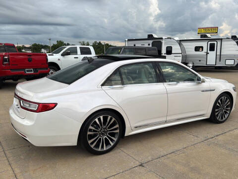 2019 Lincoln Continental Select