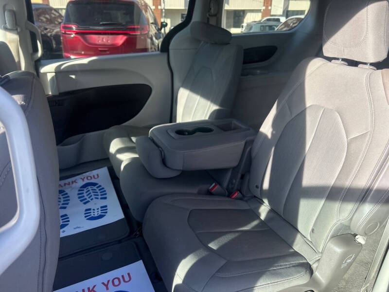 2017 Chrysler Pacifica Touring