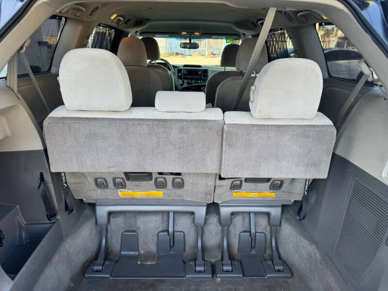 2013 Toyota Sienna