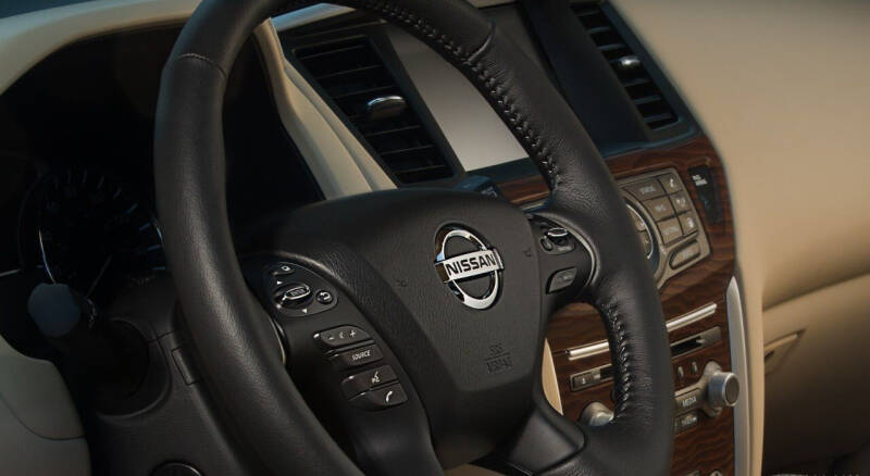 2020 Nissan Pathfinder SV