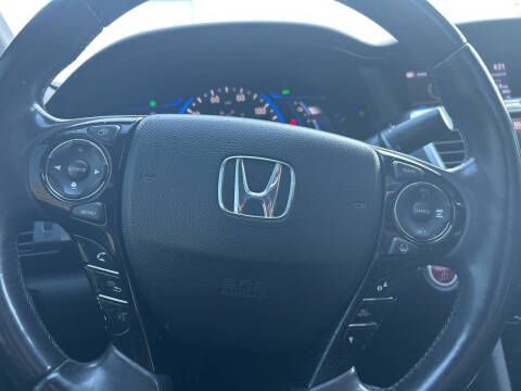 2017 Honda Accord Hybrid EX-L