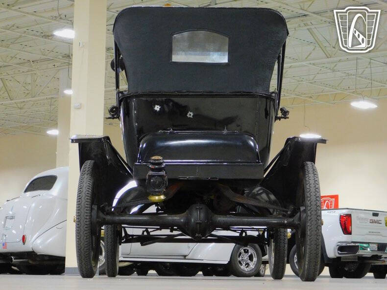 1914 Ford Model T