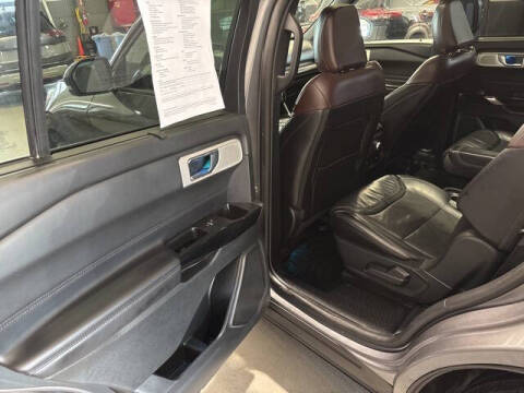 2021 Ford Explorer Platinum