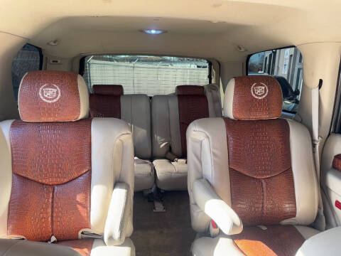 2005 Cadillac Escalade