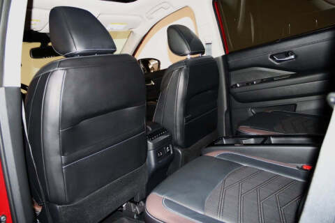 2022 Nissan Pathfinder Platinum