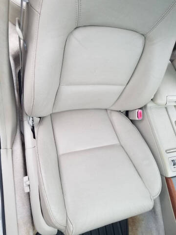 2005 Subaru Outback 3.0 R