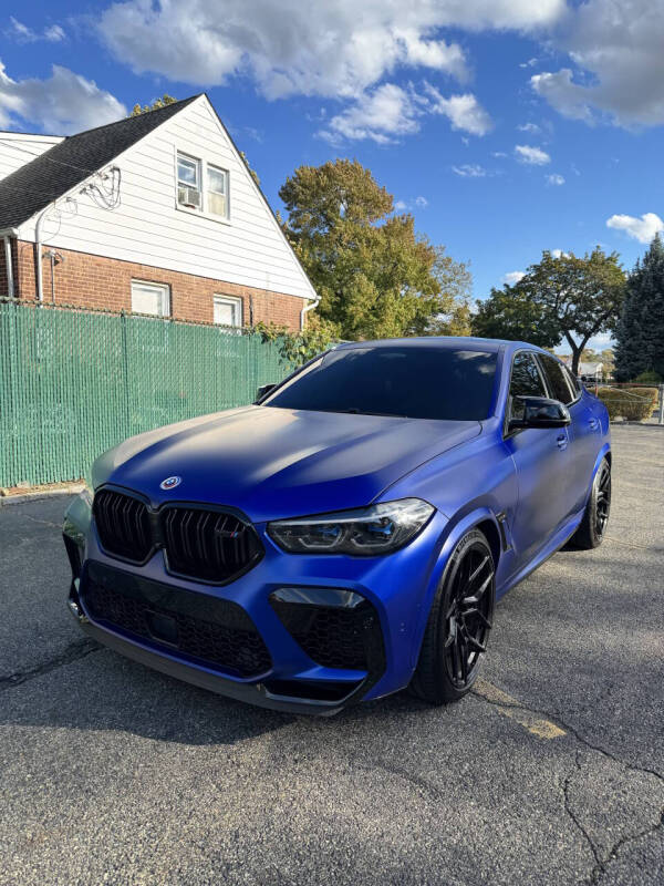 2023 BMW X6 M Base's photo