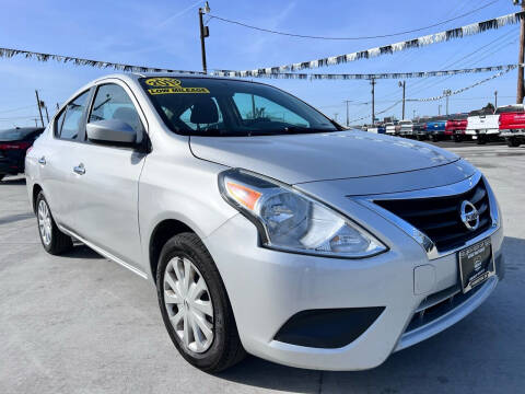 2019 Nissan Versa for sale at Velascos Used Car Sales in Hermiston OR