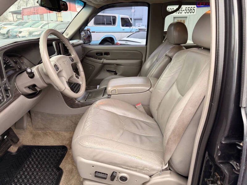 2003 GMC Yukon Denali