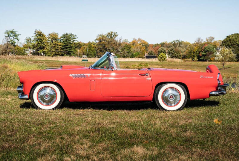 1956 Ford Thunderbird