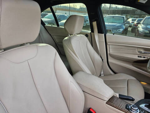 2012 BMW 3 Series 335i