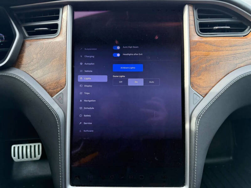 2020 Tesla Model S Performance