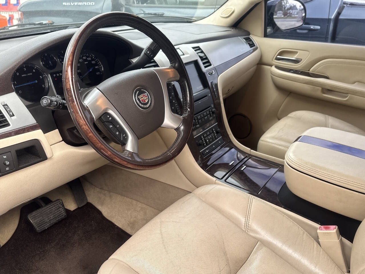 2007 Cadillac Escalade for sale at VIP Motor Sales in Hazel Park, MI