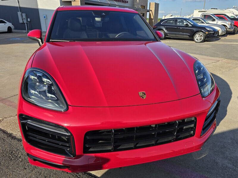 2022 Porsche Cayenne S