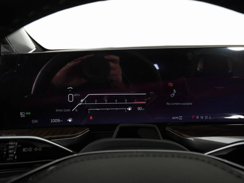 2025 Cadillac Escalade Sport Platinum