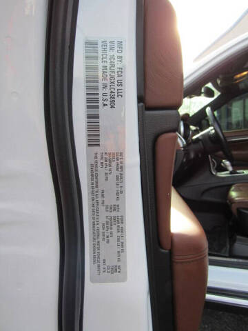 2020 Jeep Grand Cherokee Summit