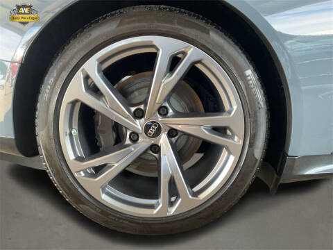 2022 Audi e-tron GT quattro Premium Plus