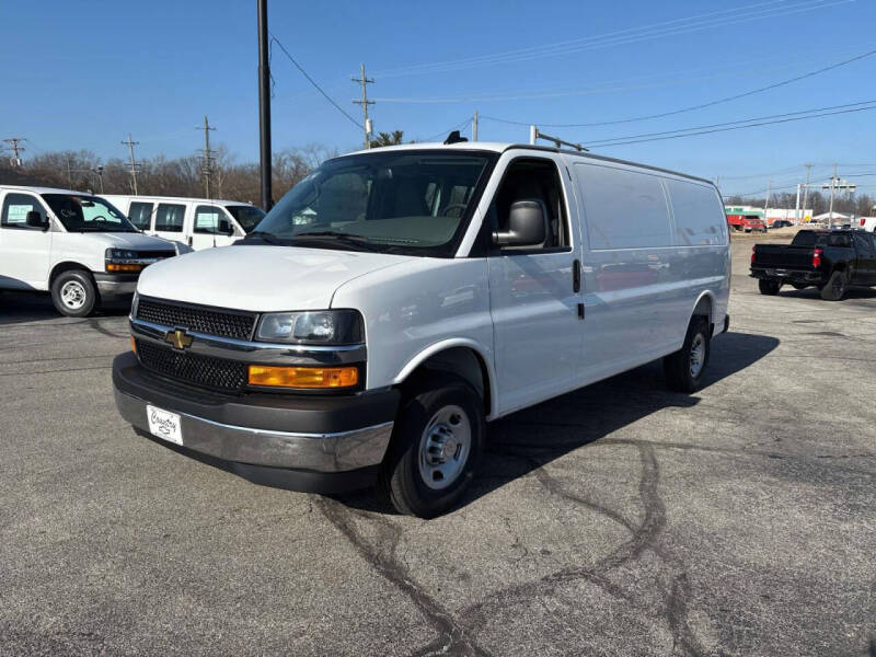 2025 Chevrolet Express 3500