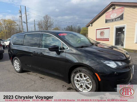 2023 Chrysler Voyager