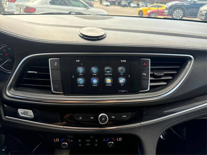 2018 Buick Enclave Essence