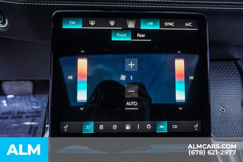 2025 Cadillac Escalade Sport