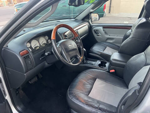 2004 Jeep Grand Cherokee Overland